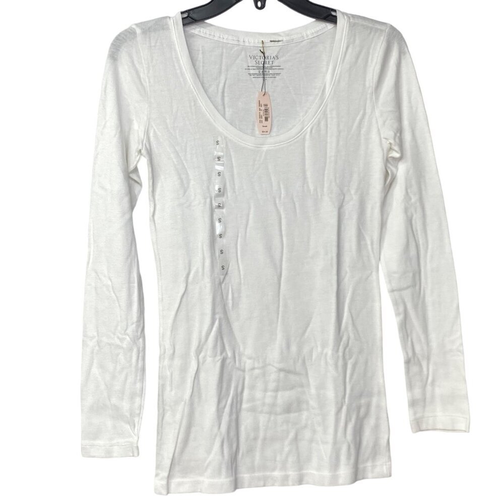VICTORIA'S SECRET WHIT ELONG SLEEVE‎ TEE SM